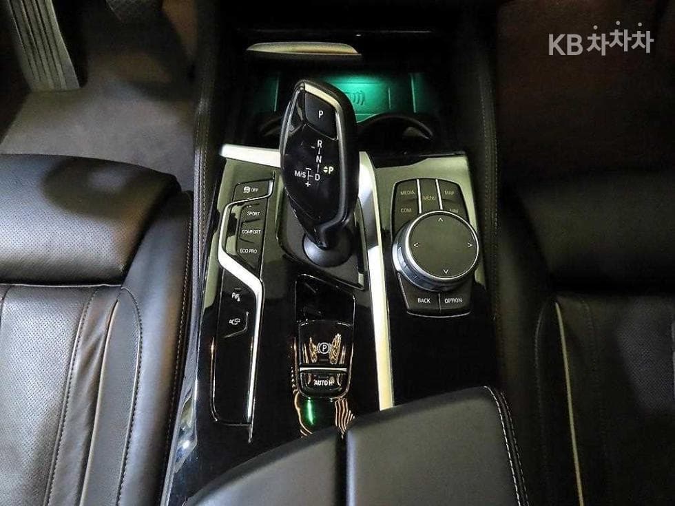 BMW 올Нов5 Серия (G30)523d Luxury - 12