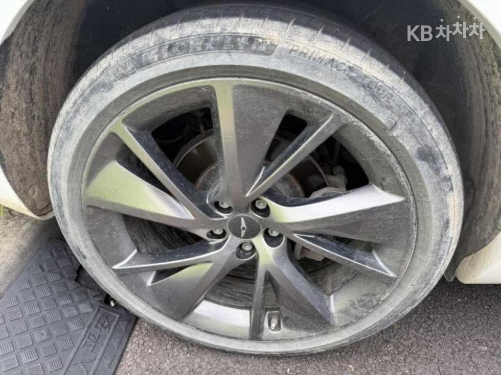 Genesis GV70Gasoline 2.5T AWD - 8