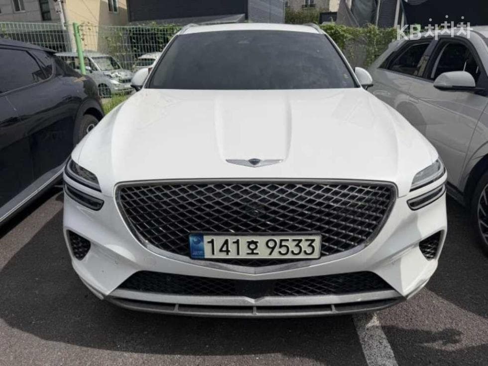 Genesis GV70 Gasoline 2.5T AWD - Image 1