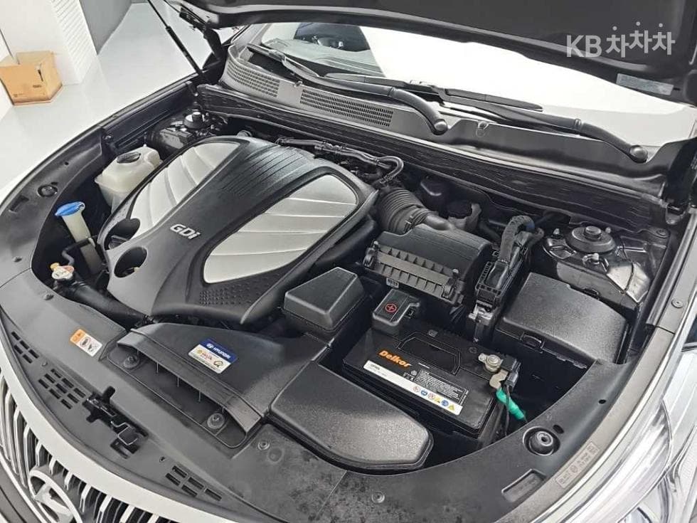 Hyundai Grandeur (Azera)HGHG300 Premium - 5
