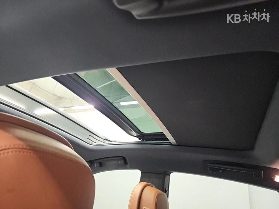 마세라티 르반떼3.0 Дизел AWD 그란루쏘 - 16