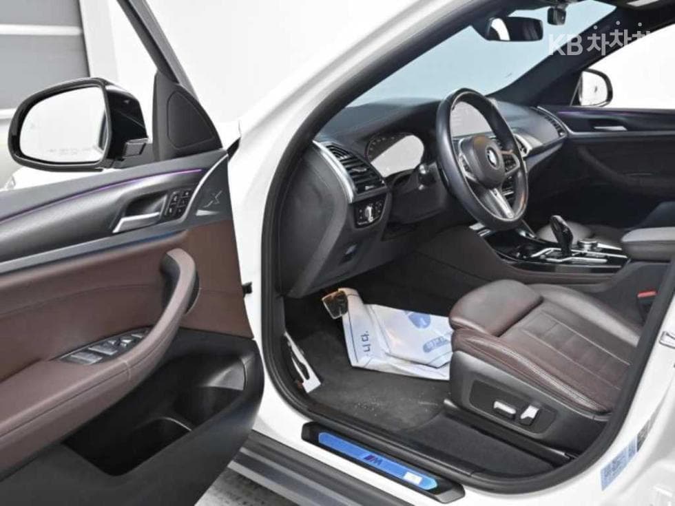 BMW New X4 (G02)xDrive 20i M Sport X - 11
