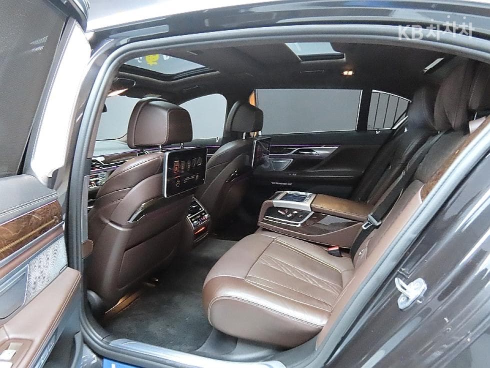 BMW 7시리즈 (G11)750Li xDrive Standard - 11