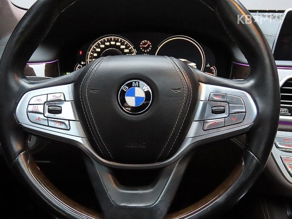 BMW 7시리즈 (G11)750Li xDrive Standard - 17
