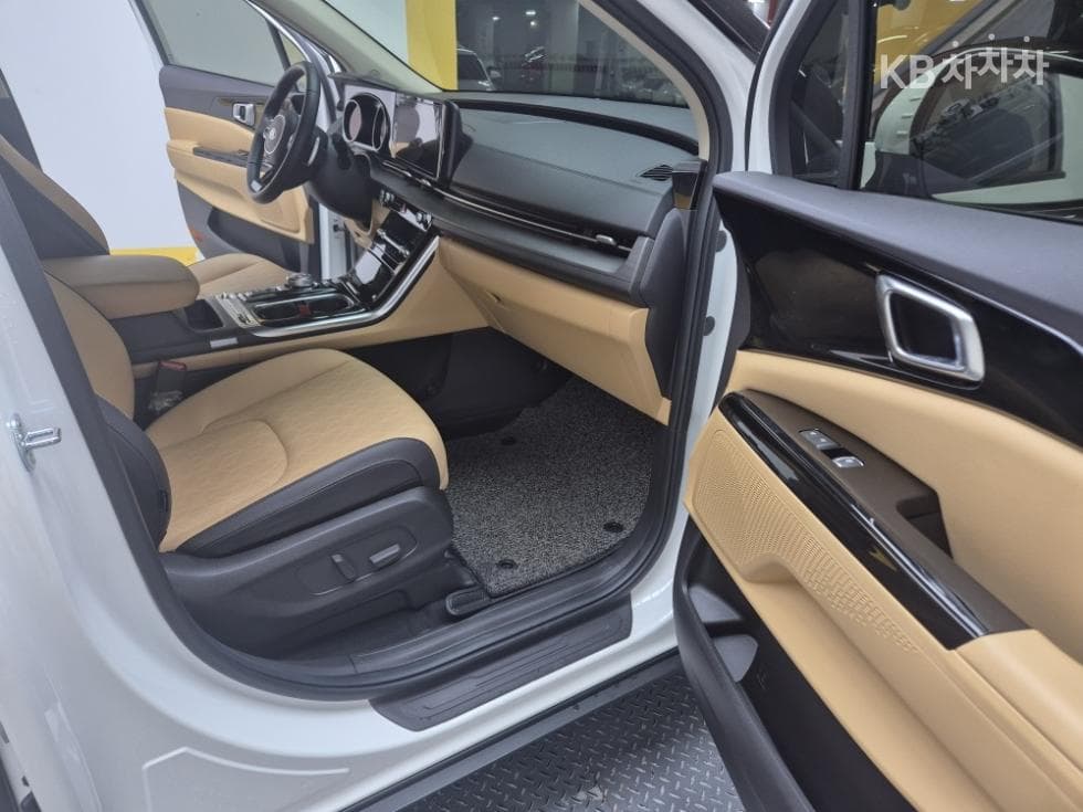 Kia Carnival 4th generationG3.5 GDI 9-seater Noblesse - 8