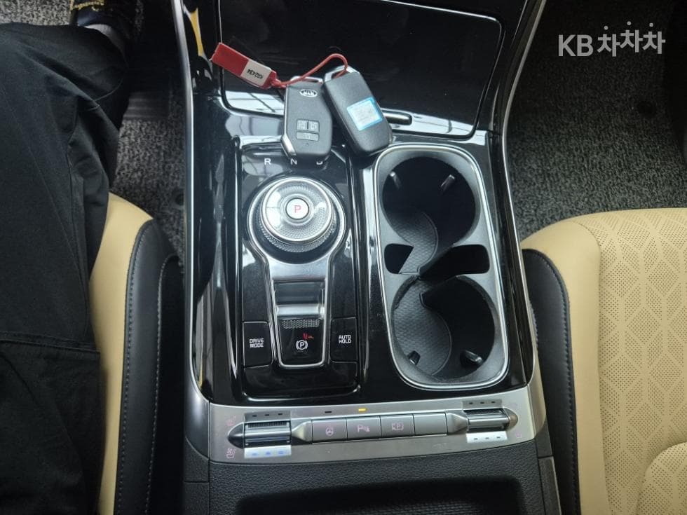 Kia Carnival 4th generationG3.5 GDI 9-seater Noblesse - 15