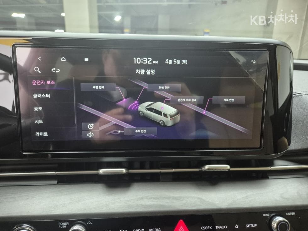 Kia Carnival 4th generationG3.5 GDI 9-seater Noblesse - 16