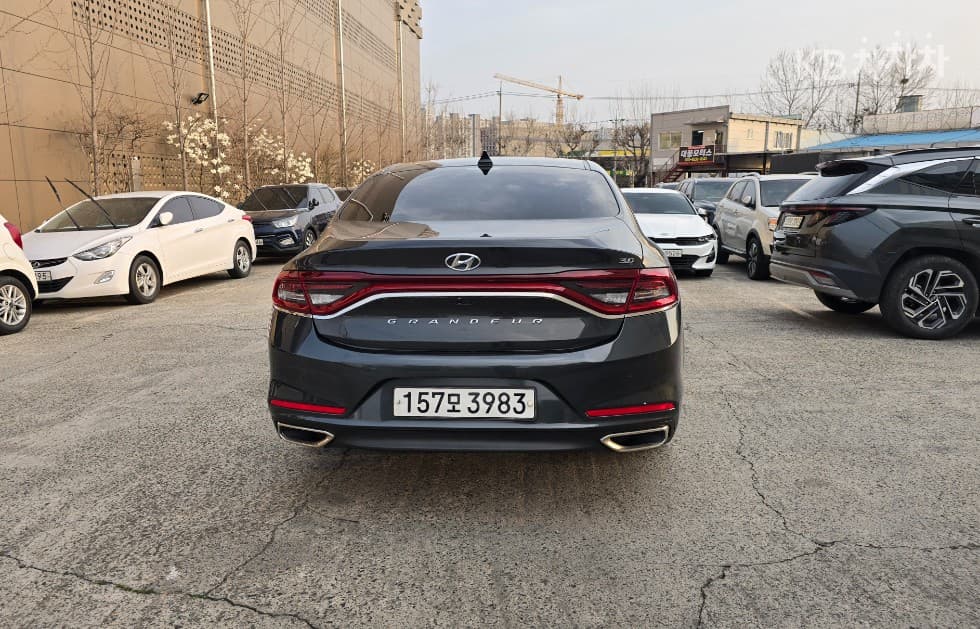 Hyundai Grandeur (Azera)IG3.0 Exclusive Special (special feature/edition) - 4
