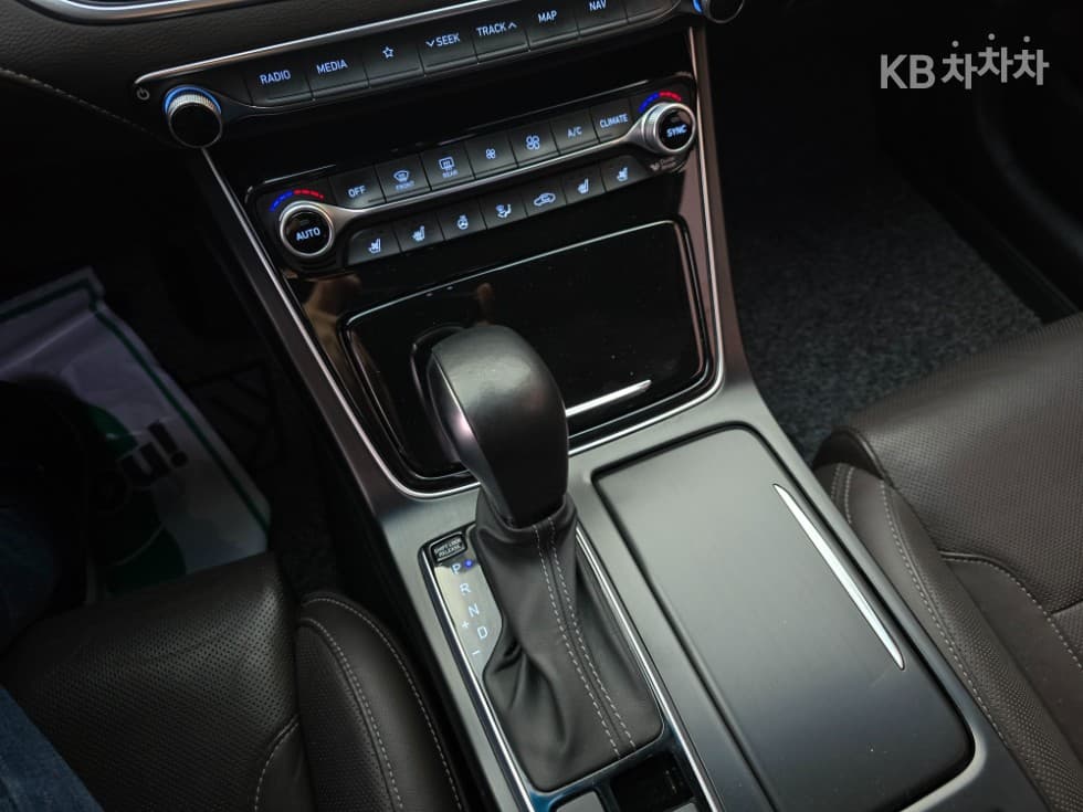 Hyundai Grandeur (Azera)IG3.0 Exclusive Special (special feature/edition) - 21