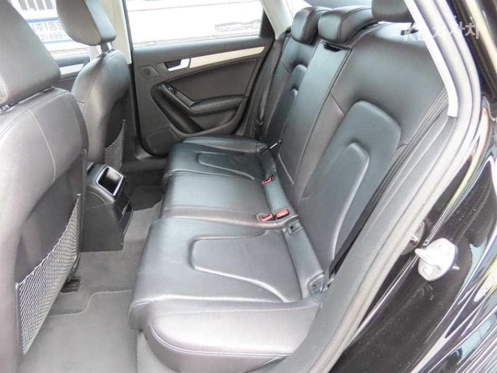 Audi NEW A440 TFSI 콰트로 Dynamic B8 - 5