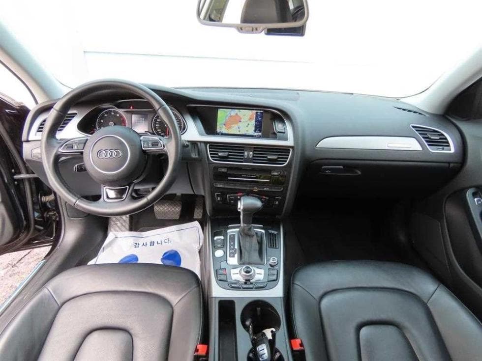 Audi NEW A440 TFSI 콰트로 Dynamic B8 - 6
