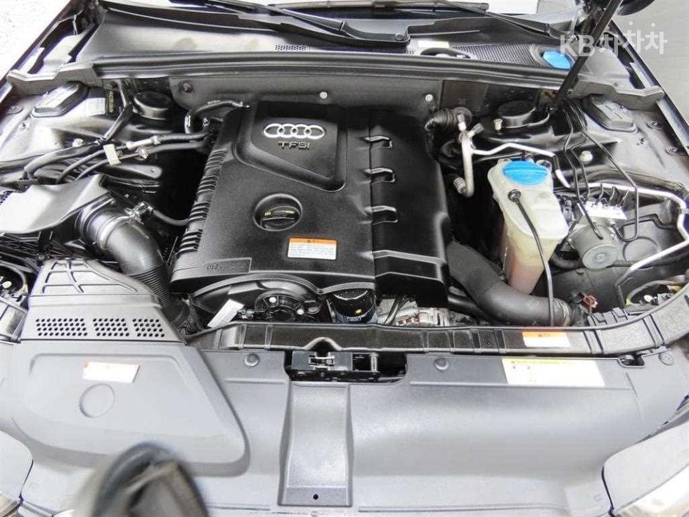 Audi NEW A440 TFSI 콰트로 Dynamic B8 - 17