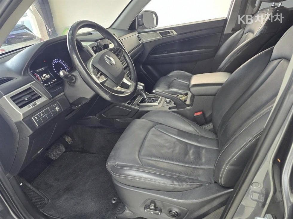 КейДжи Мобилити Rexton 스포츠2.2 4x4 Престиж - 5