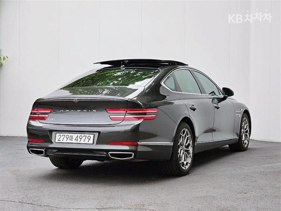 Дженезис G80(RG3)2.5 Турбо Бензин Директ Инжекция 2WD - 3