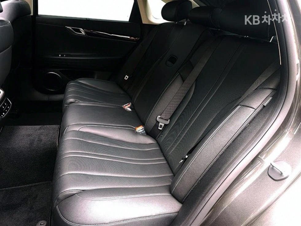 Дженезис G80(RG3)2.5 Турбо Бензин Директ Инжекция 2WD - 13