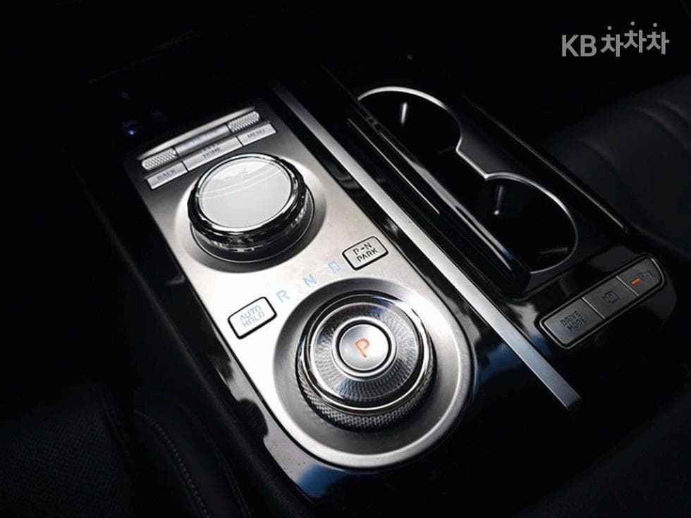 Дженезис G80(RG3)2.5 Турбо Бензин Директ Инжекция 2WD - 15