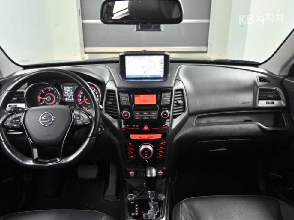 КейДжи Мобилити ТиволиДизел LX Стандартен - 7