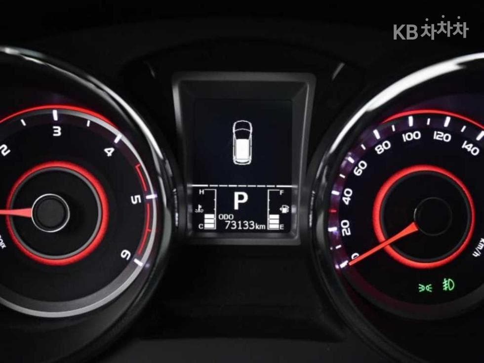 КейДжи Мобилити ТиволиДизел LX Стандартен - 8