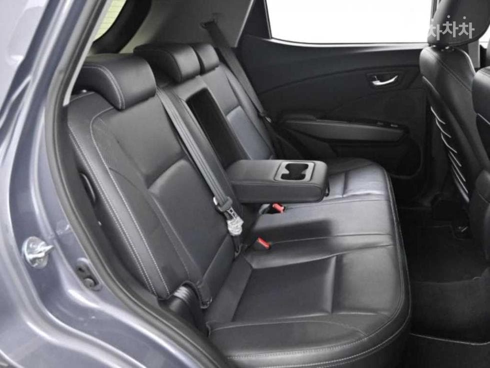 КейДжи Мобилити ТиволиДизел LX Стандартен - 12