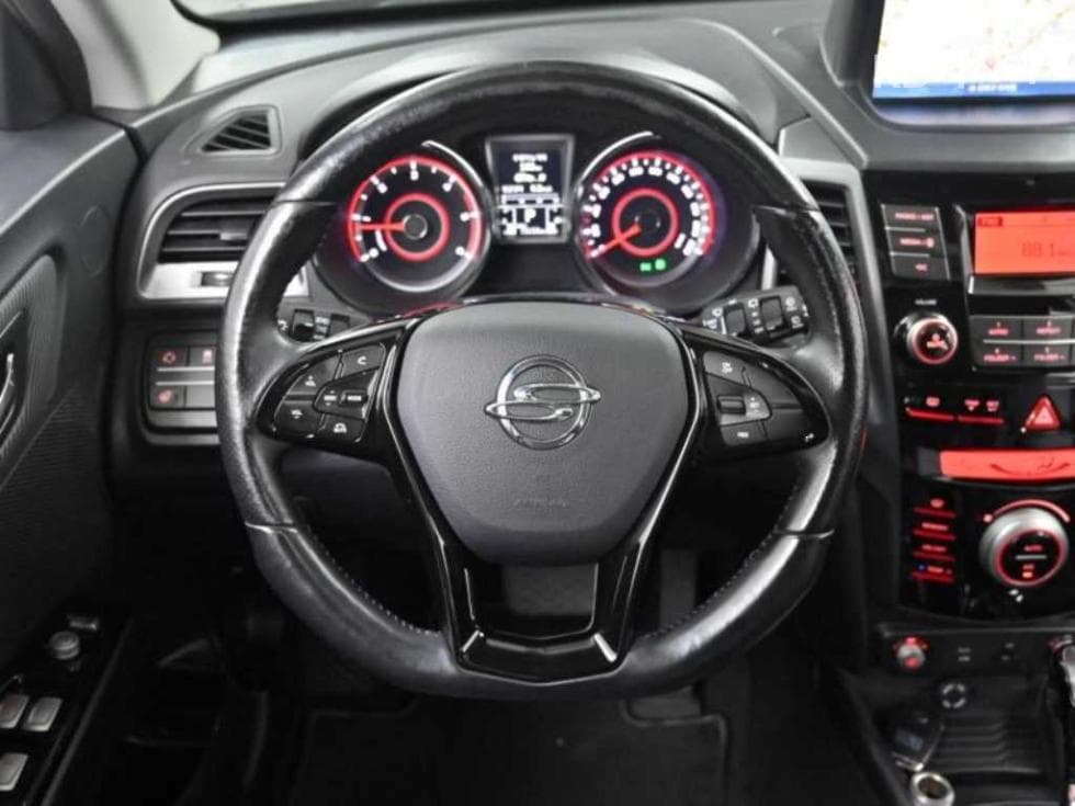 КейДжи Мобилити ТиволиДизел LX Стандартен - 13