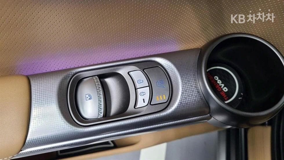 Genesis GV60Standard 2WD Standard - 18