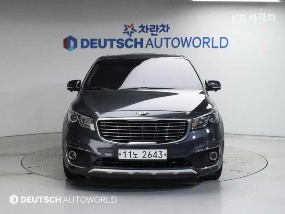 Киа All New Канивал9-местен 2.2 Дизел Noblesse - 3