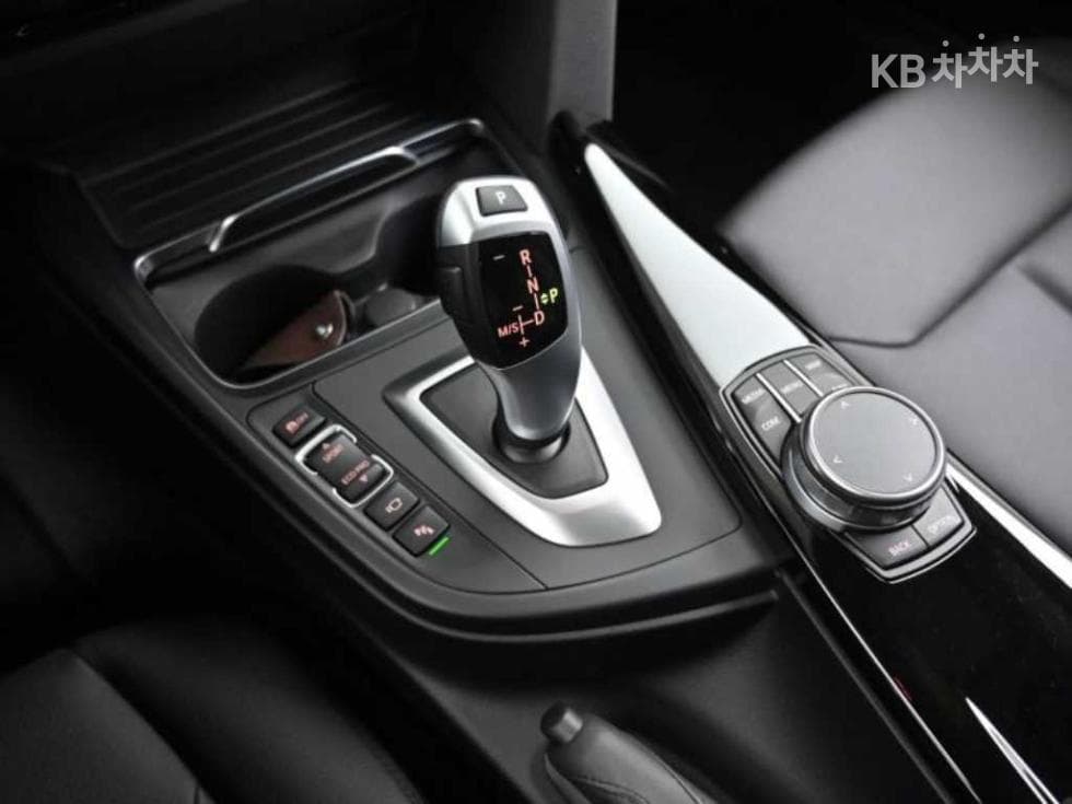 BMW Gran Turismo3 Серия GT 320d F34 - 9