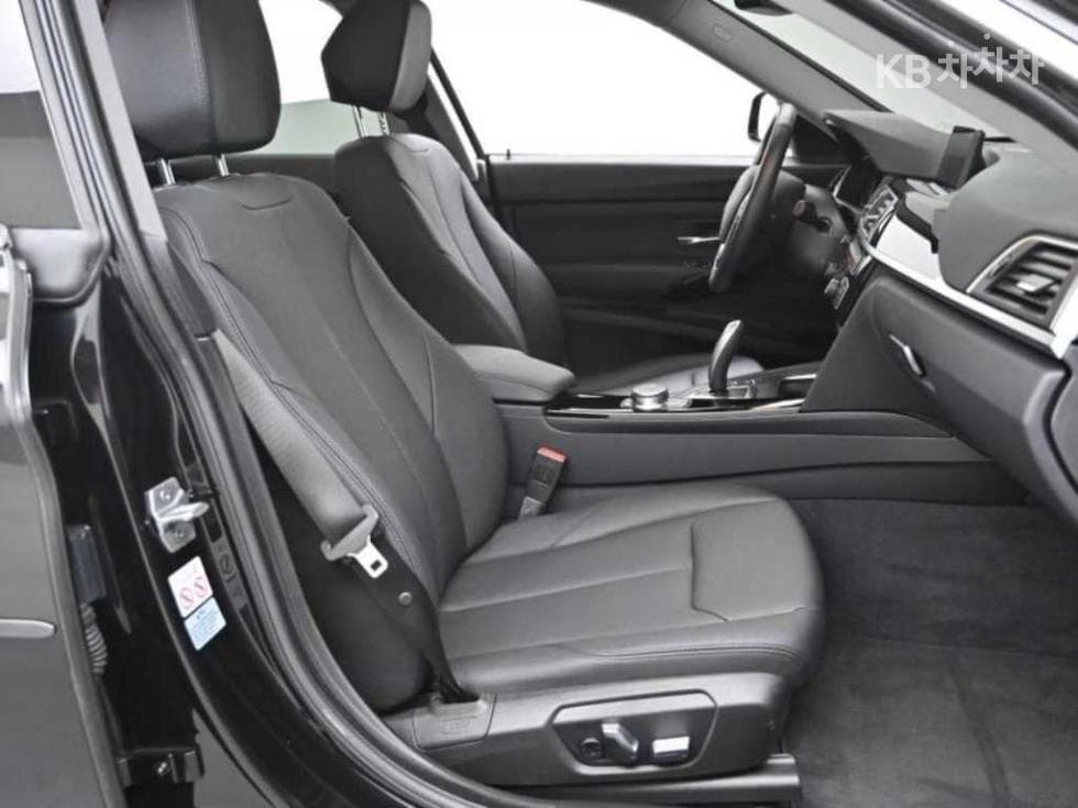 BMW Gran Turismo3 Серия GT 320d F34 - 10