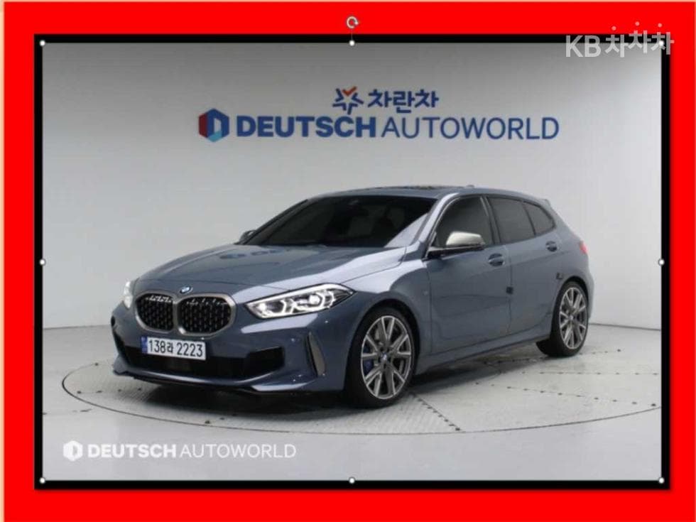 BMW 1시리즈 F40 M135i xDrive Стандартен - Image 1