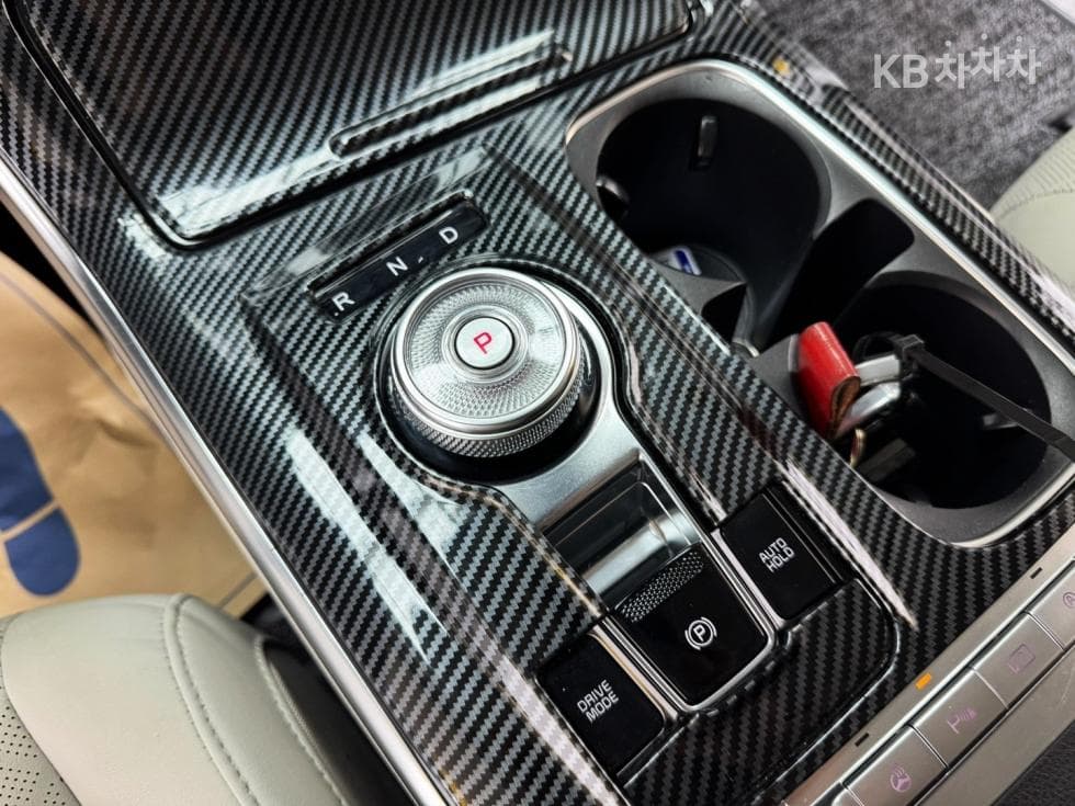 Kia Carnival 4th generationD2.2 9-seater Noblesse - 15