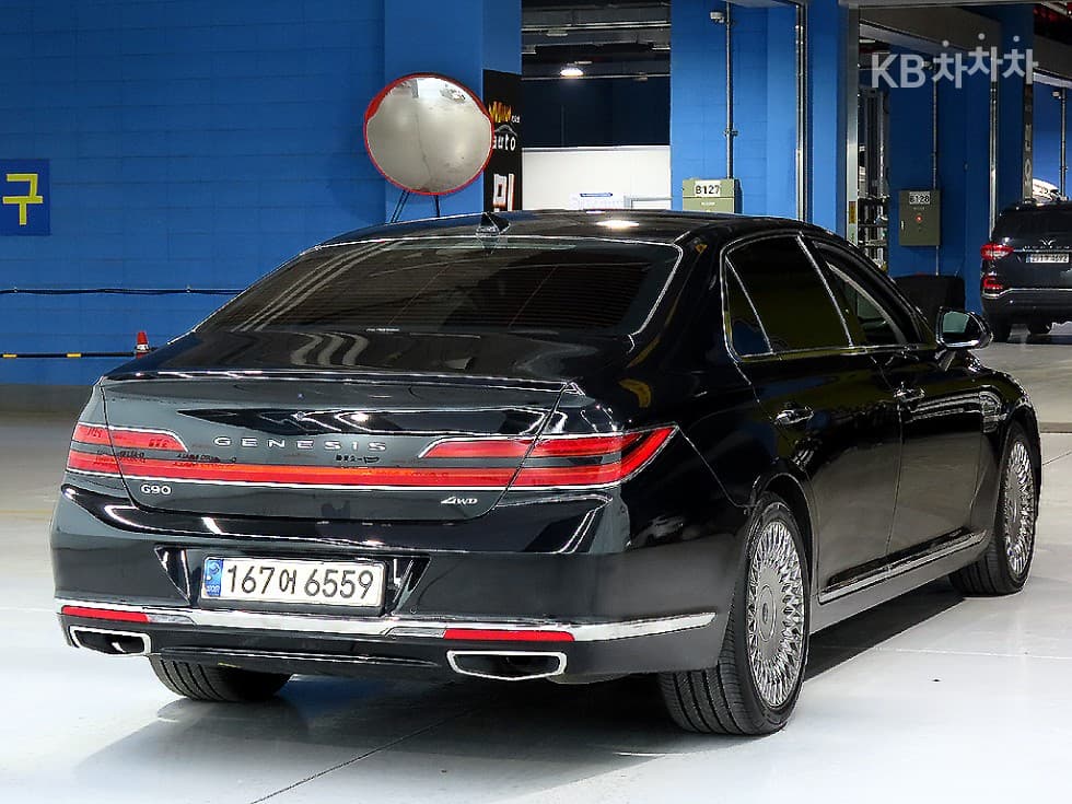 Genesis G903.8 GDi AWD Premium Luxury - 4