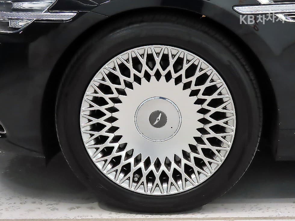 Genesis G903.8 GDi AWD Premium Luxury - 20