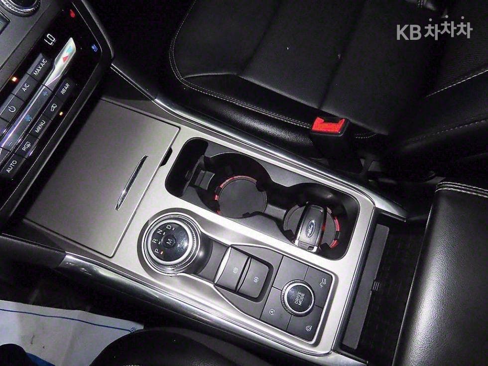Форд Експлорер(6세대)Бензин Турбо 2.3 AWD Limited - 12