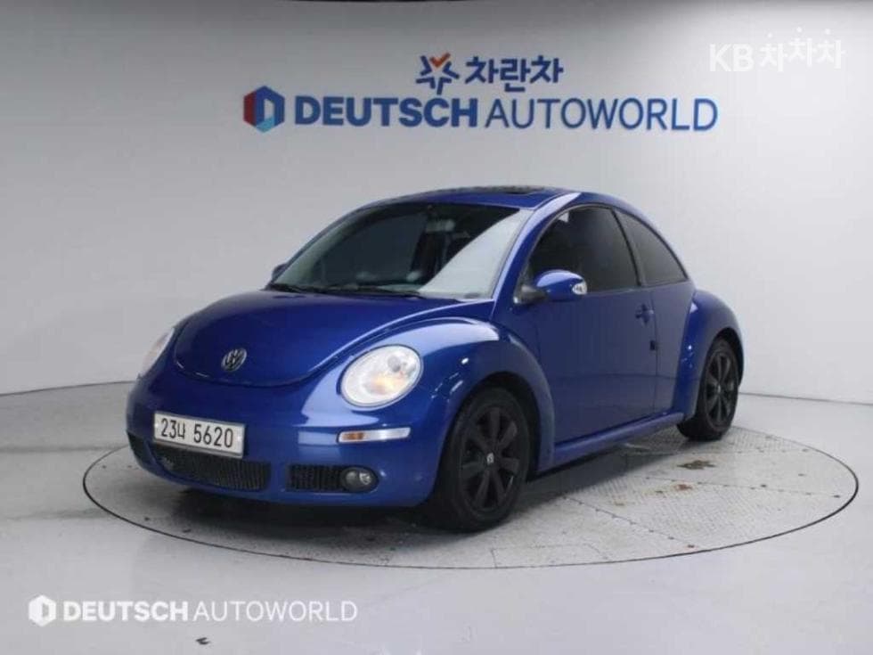 Volkswagen New Beetle DELUXE 2.0 - Image 1