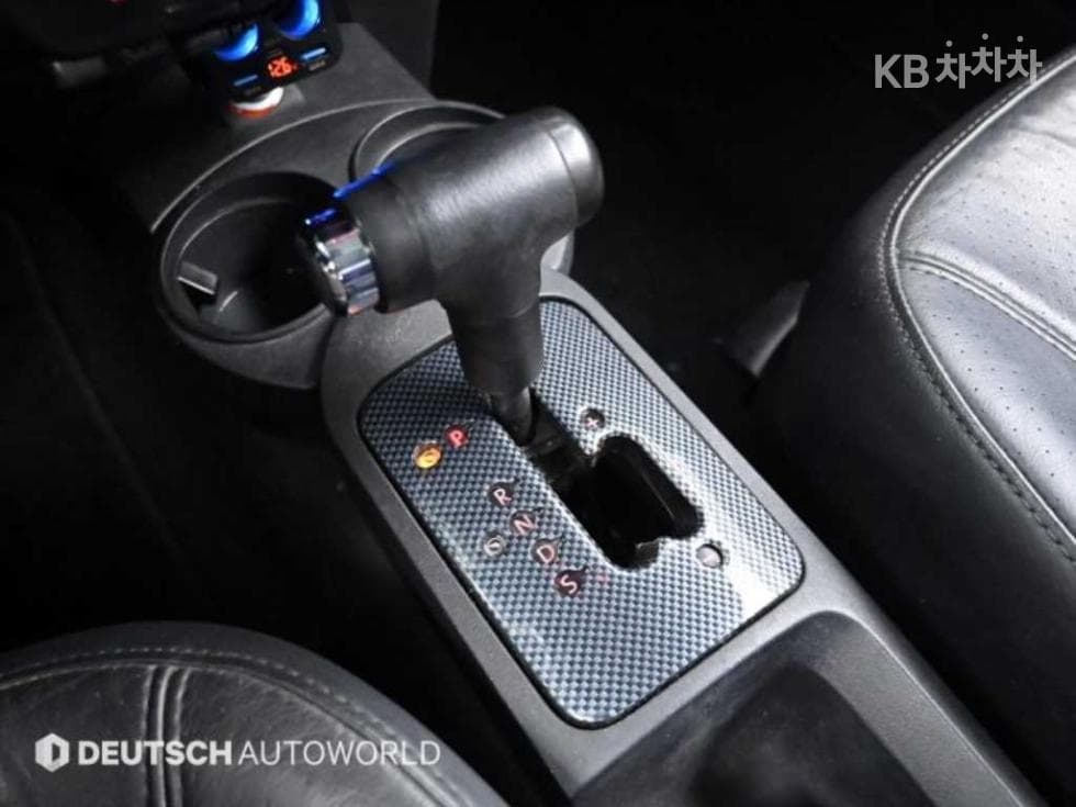 Volkswagen New BeetleDELUXE 2.0 - 9