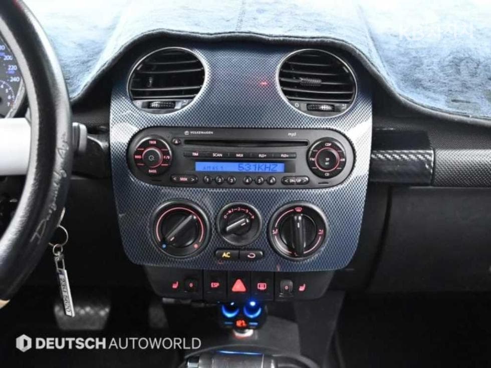 Volkswagen New BeetleDELUXE 2.0 - 14