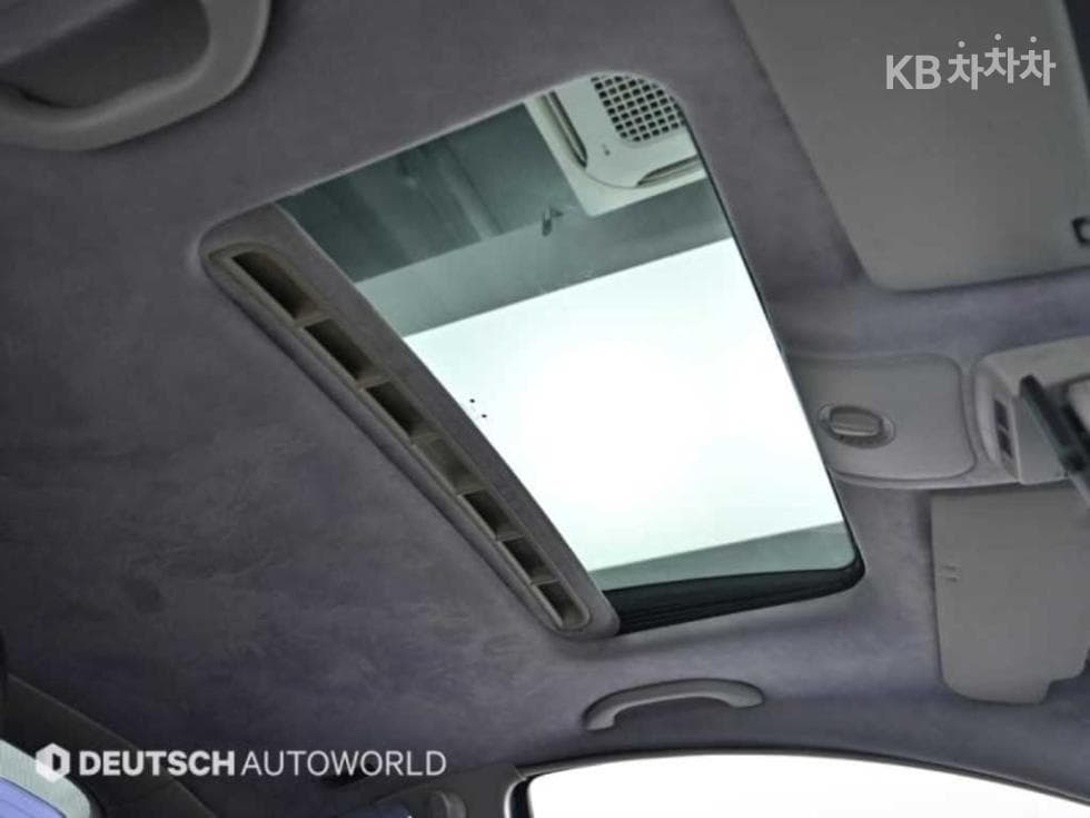 Volkswagen New BeetleDELUXE 2.0 - 19