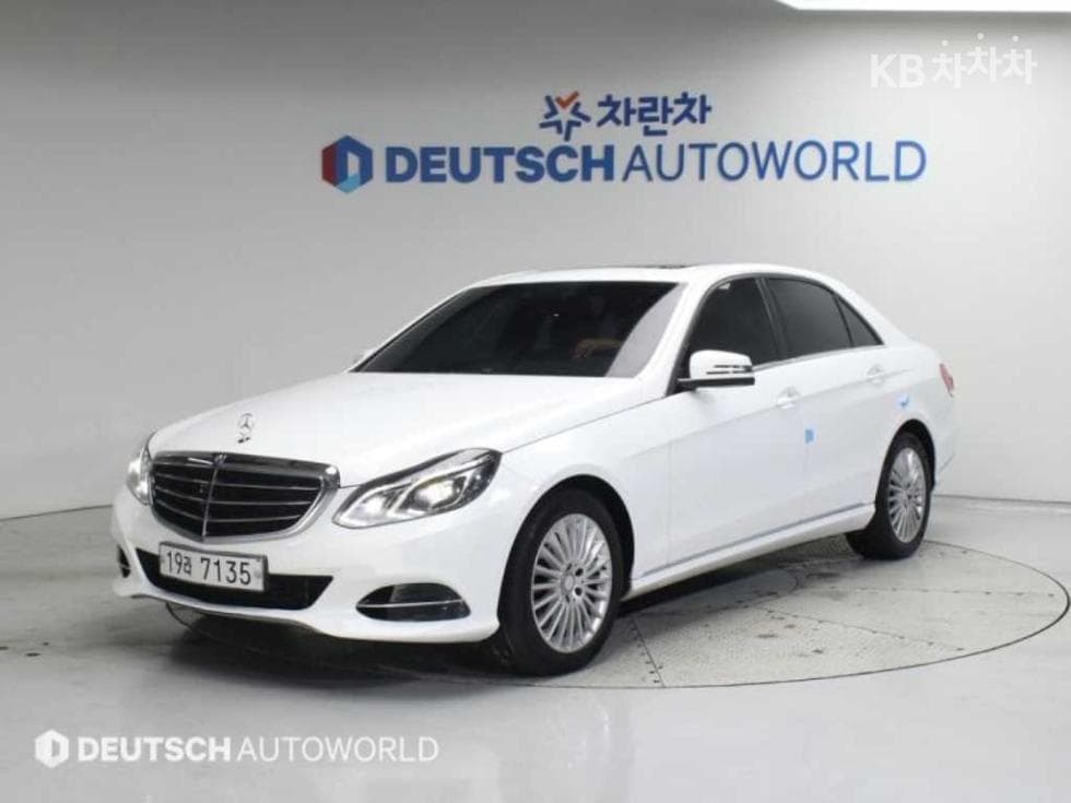Mercedes-Benz Нов E-Клас E300 엘레강스 W212(09~13) - Image 1