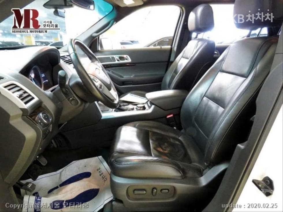 Ford New Explorer3.5 Ti-VCT V6 4WD Limited - 9