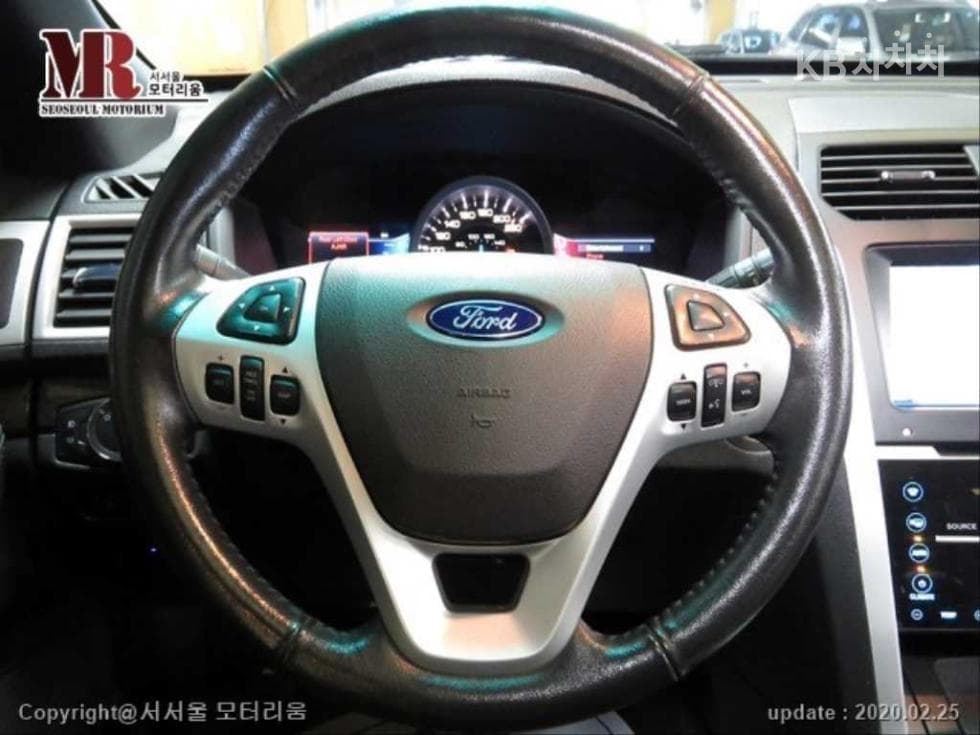 Ford New Explorer3.5 Ti-VCT V6 4WD Limited - 17