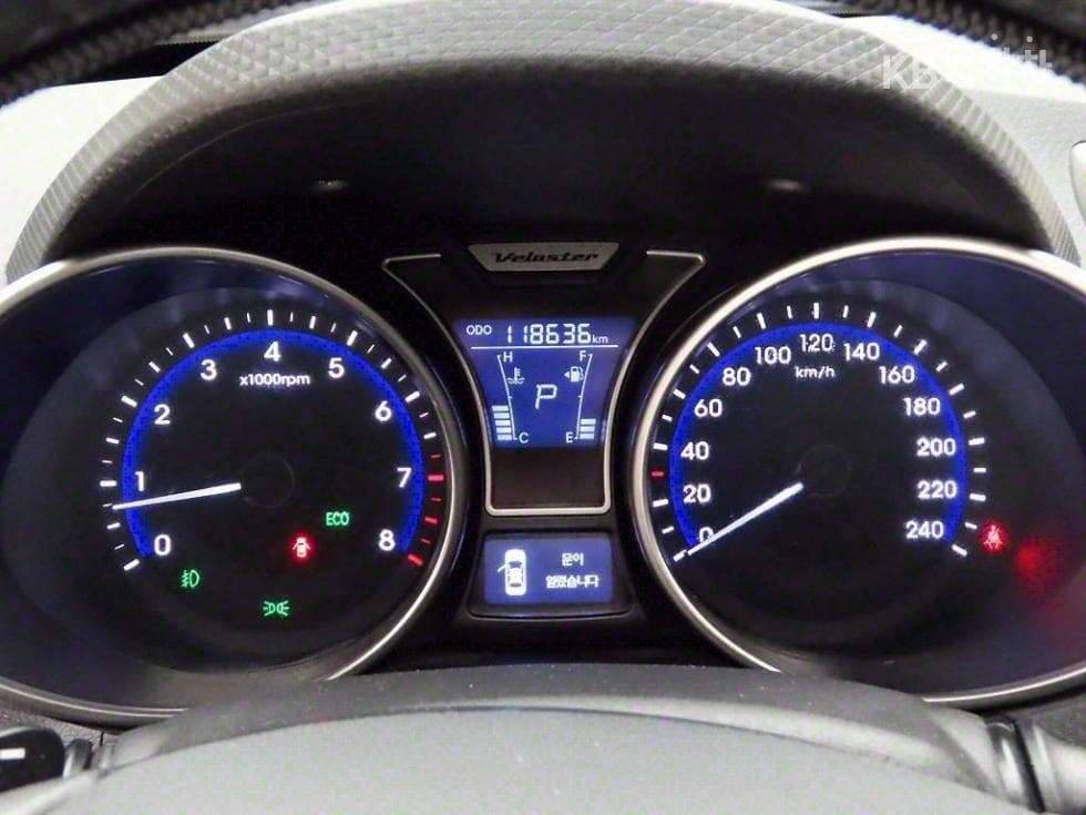 Hyundai VelosterDCT Pack - 6