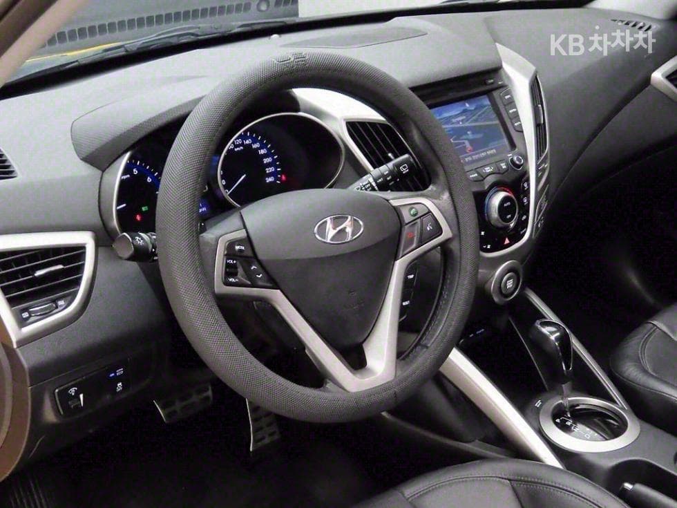 Hyundai VelosterDCT Pack - 7