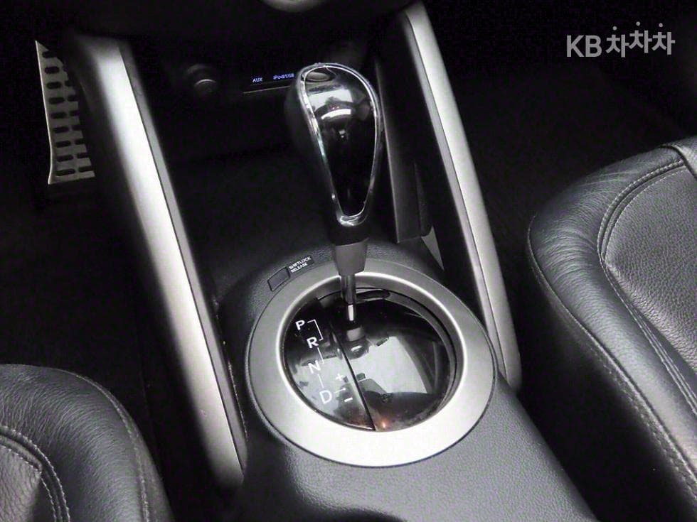 Hyundai VelosterDCT Pack - 11