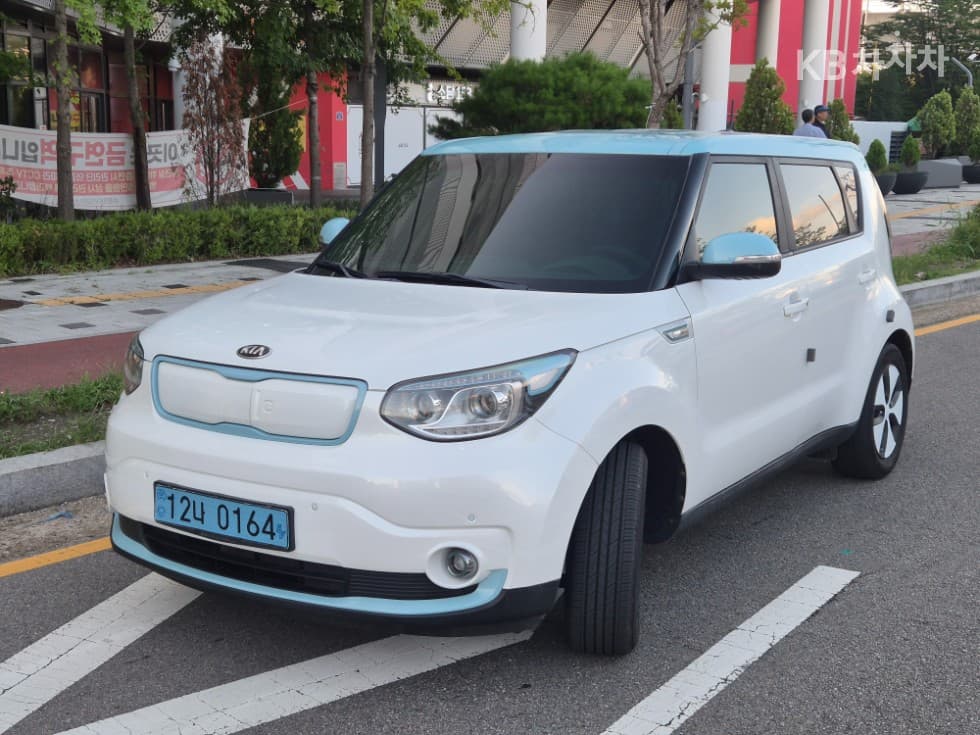 Kia Soul EV EV - Image 1