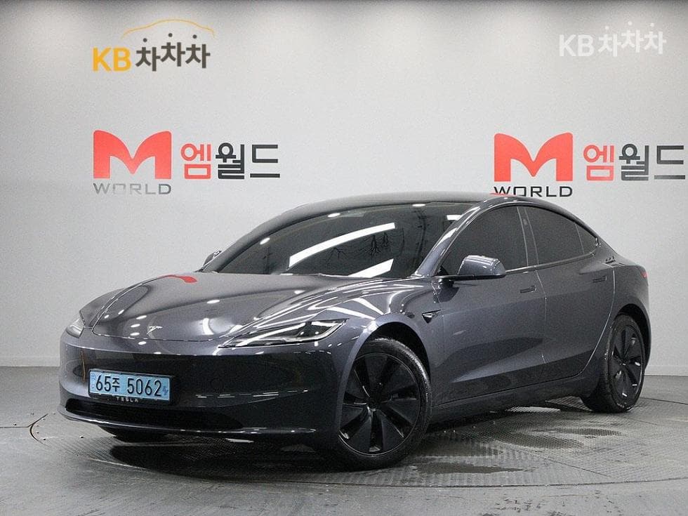 테슬라 Model 3 Long Range - Image 1