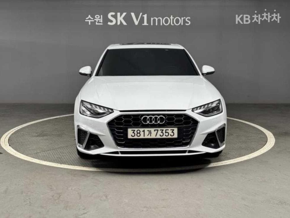Audi A4 (B9) 35 Turbo Diesel Injection Premium - Image 1
