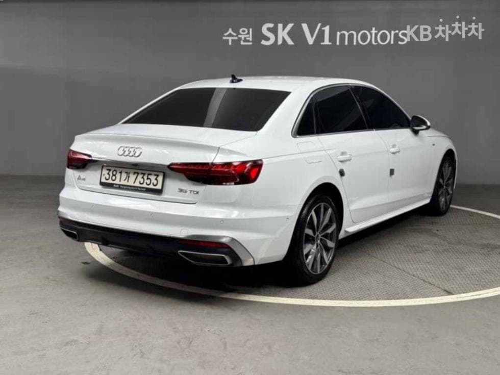 Audi A4 (B9)35 Turbo Diesel Injection Premium - 4