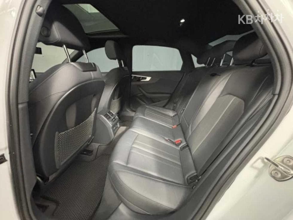 Audi A4 (B9)35 Turbo Diesel Injection Premium - 16