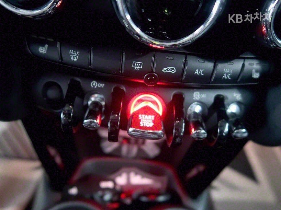 Мини Cooper 5-вратиS 1.6 - 18