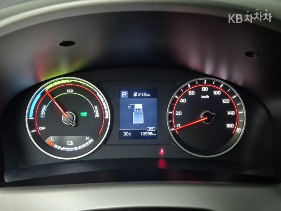 Киа The New (фейслифт) Бонго 3 (лек) EVBox Truck 1 тон 표준형 Королевска кабина Удължено междуосие Стандартен - 5